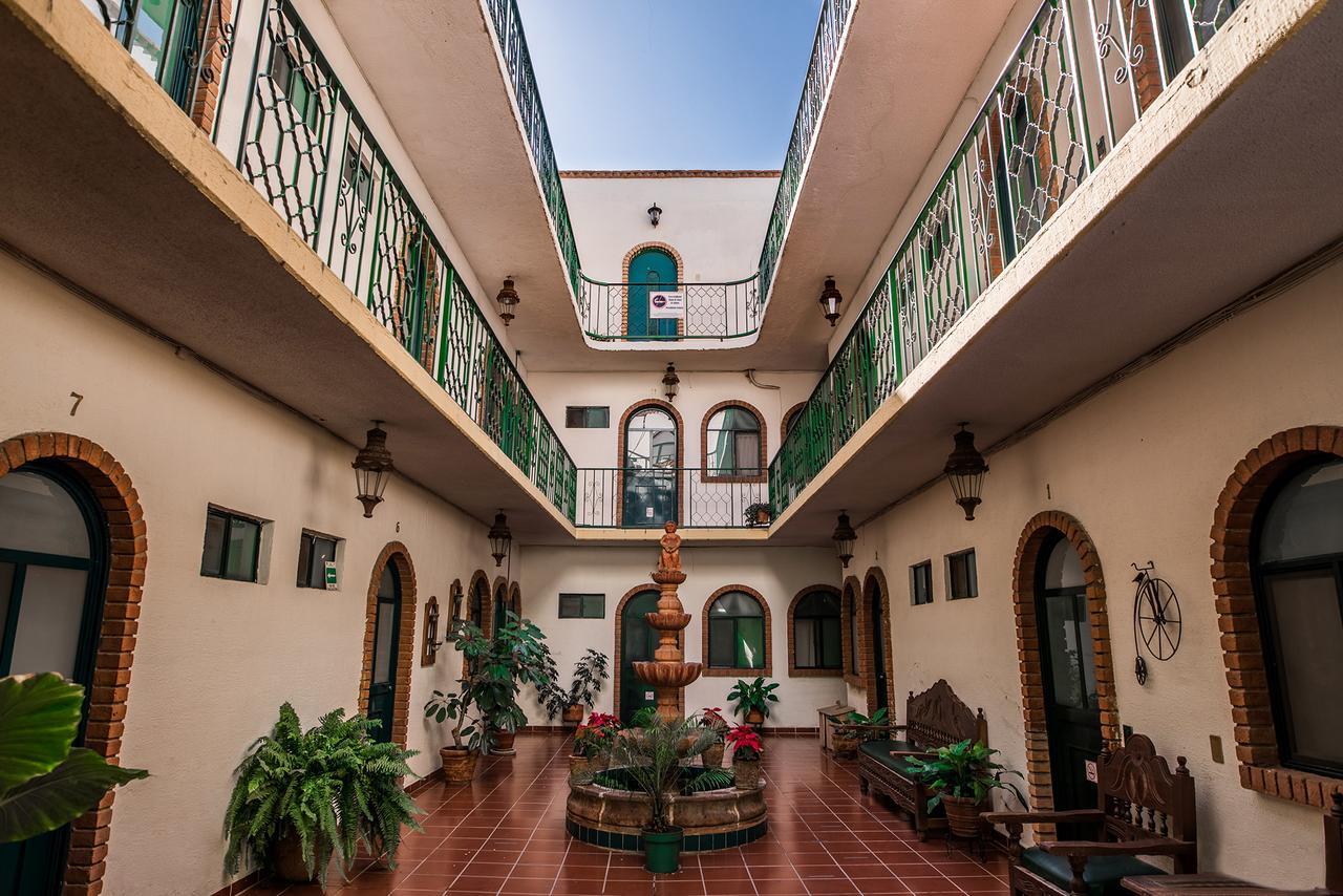 דורנגו Hotel Maria Elena מראה חיצוני תמונה