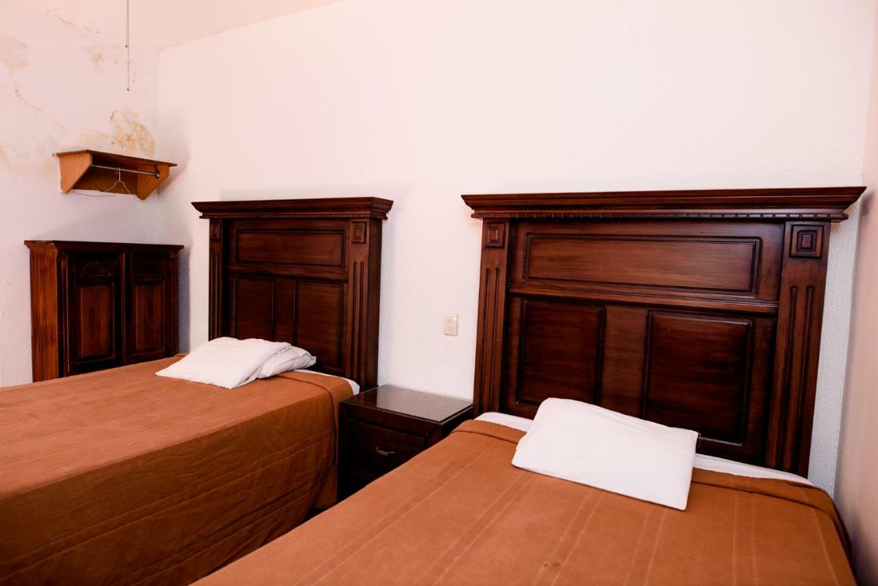 דורנגו Hotel Maria Elena מראה חיצוני תמונה