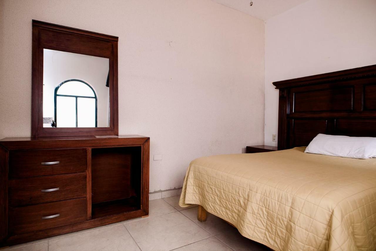 דורנגו Hotel Maria Elena מראה חיצוני תמונה