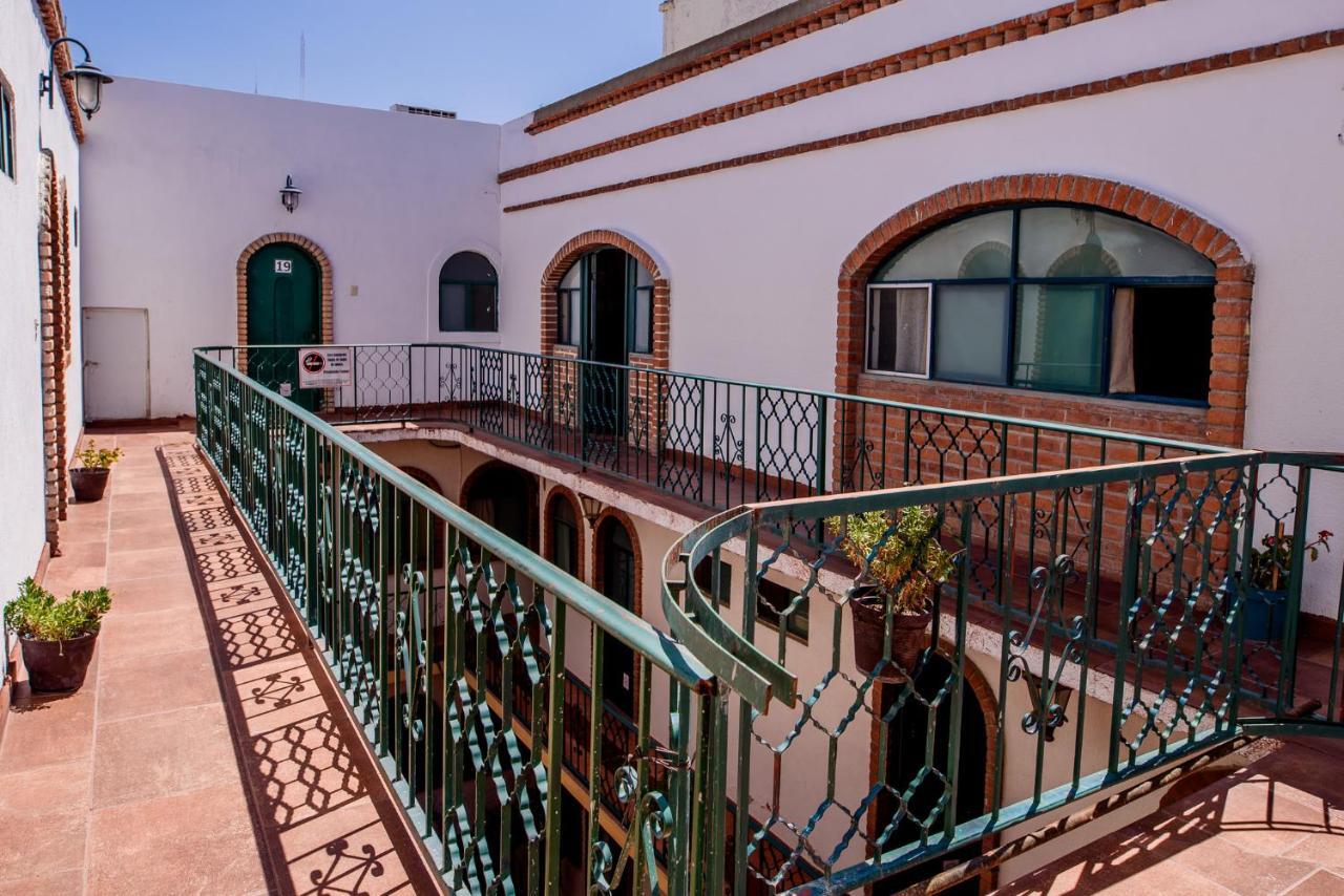 דורנגו Hotel Maria Elena מראה חיצוני תמונה